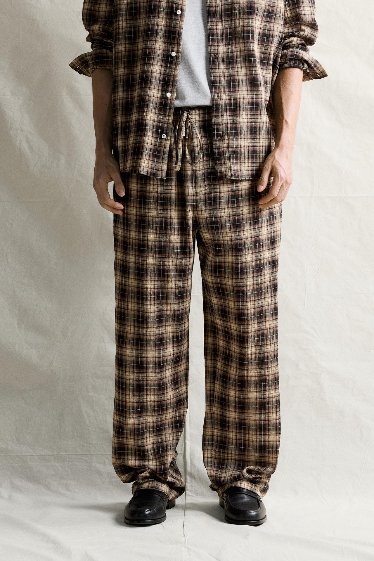 TEXTURED PLAID RELAXED-FIT PANTS — Brown