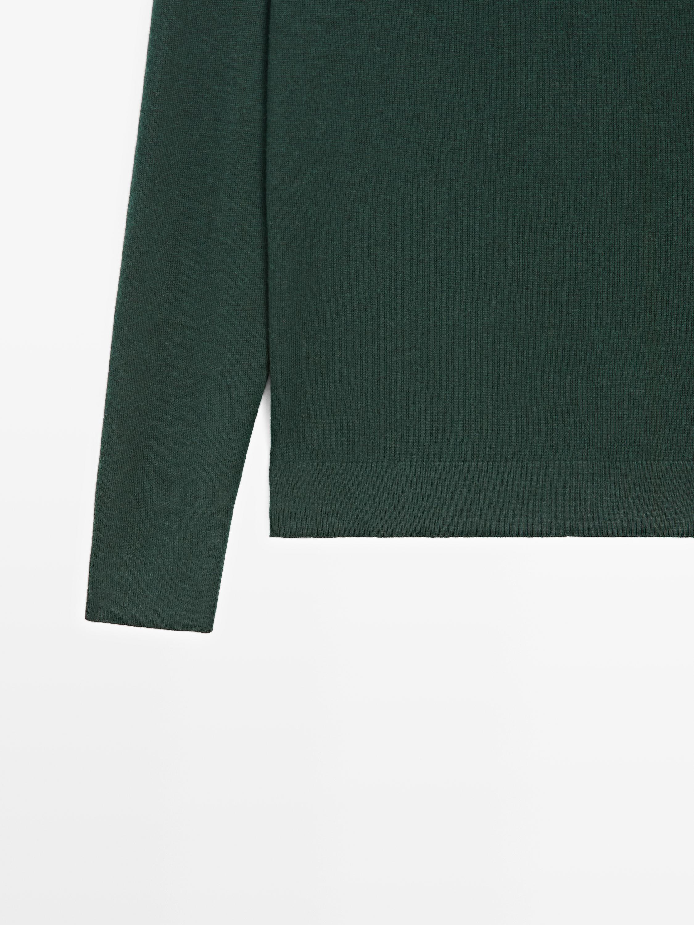 Knit cotton and wool sweater with crew neck