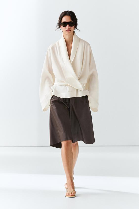 Bermuda long en cuir nappa - Léopard / Gris de Zara - Image 0
