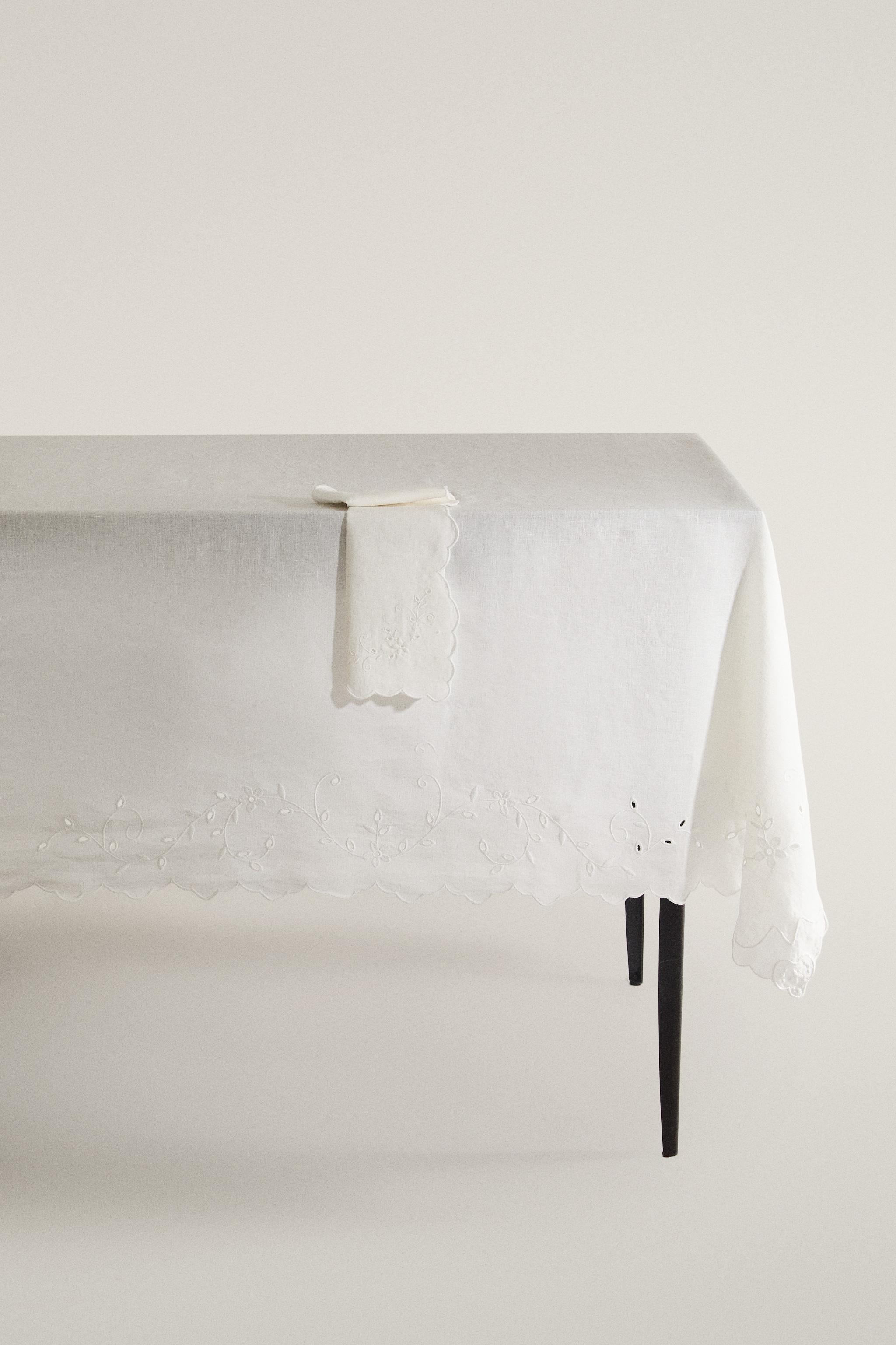 NAPPE LIN BRODERIE FLORALE