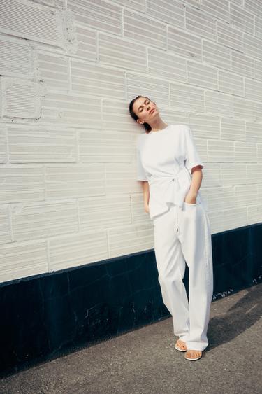CAMISETA ASIMÉTRICA STOPPER - Blanco de Zara - Imagen 0