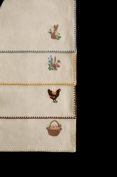 PACK SERVILLETAS BORDADO PASCUA (PACK DE 4) - Crudo de Zara