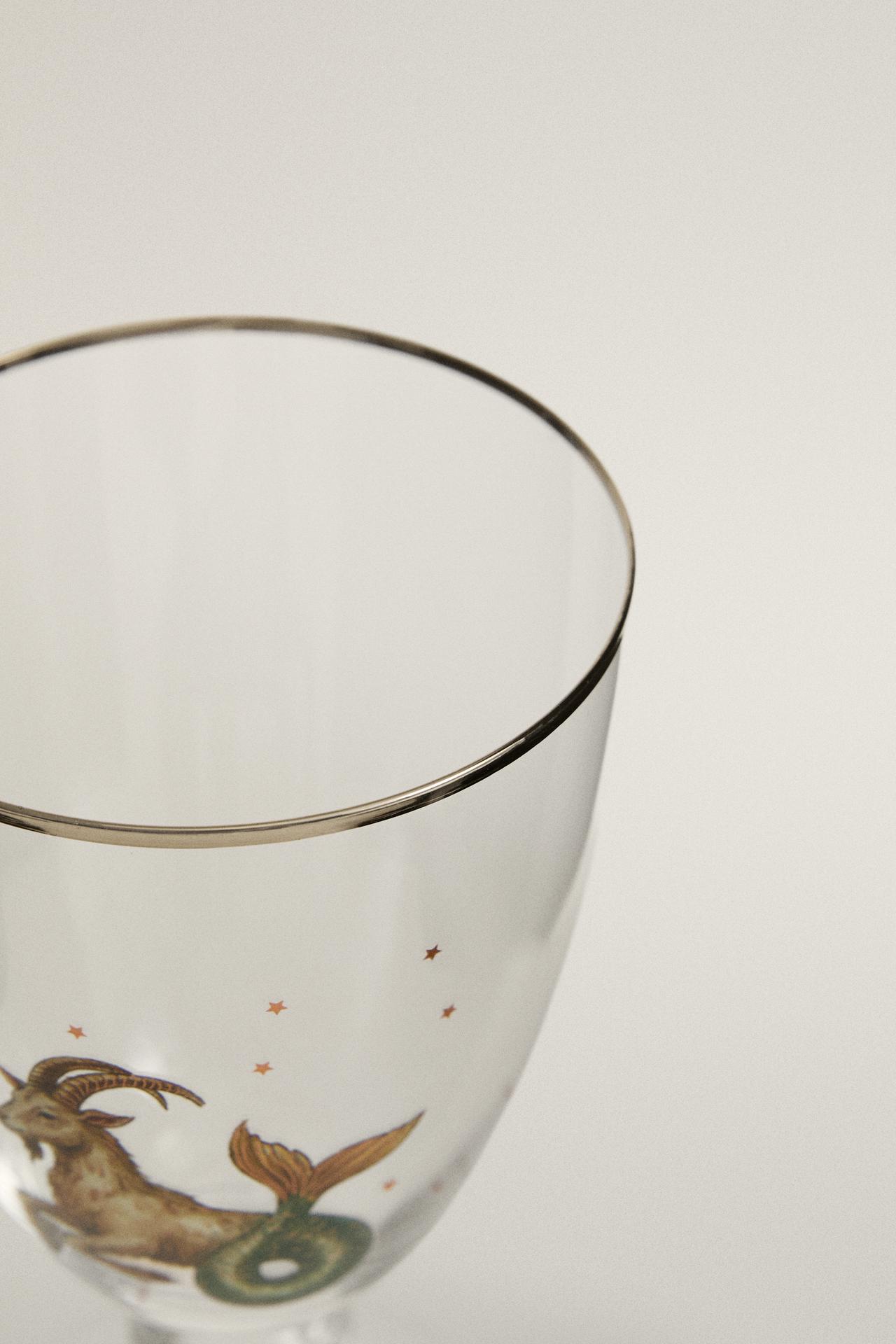 CAPRICORN ZODIAC GLASS | MARISA BERENSON — Transparent