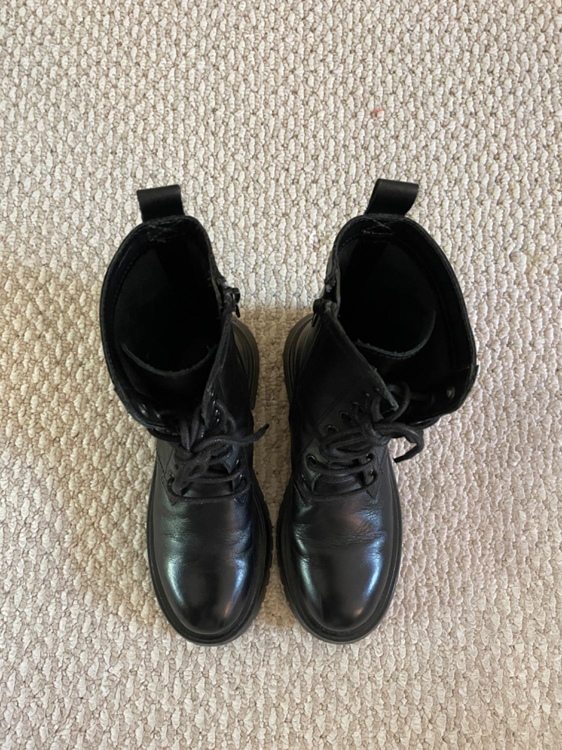 ZARA BIG KIDS LACE UP BLACK LEATHER ANKLE BOOTS - Image 8