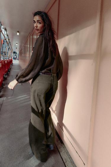 BLOUSE VOLANTS - Marron de Zara - Image 3