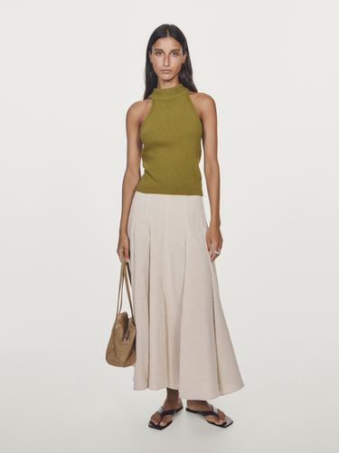 Top punto estructura cuello halter - Verde de Zara