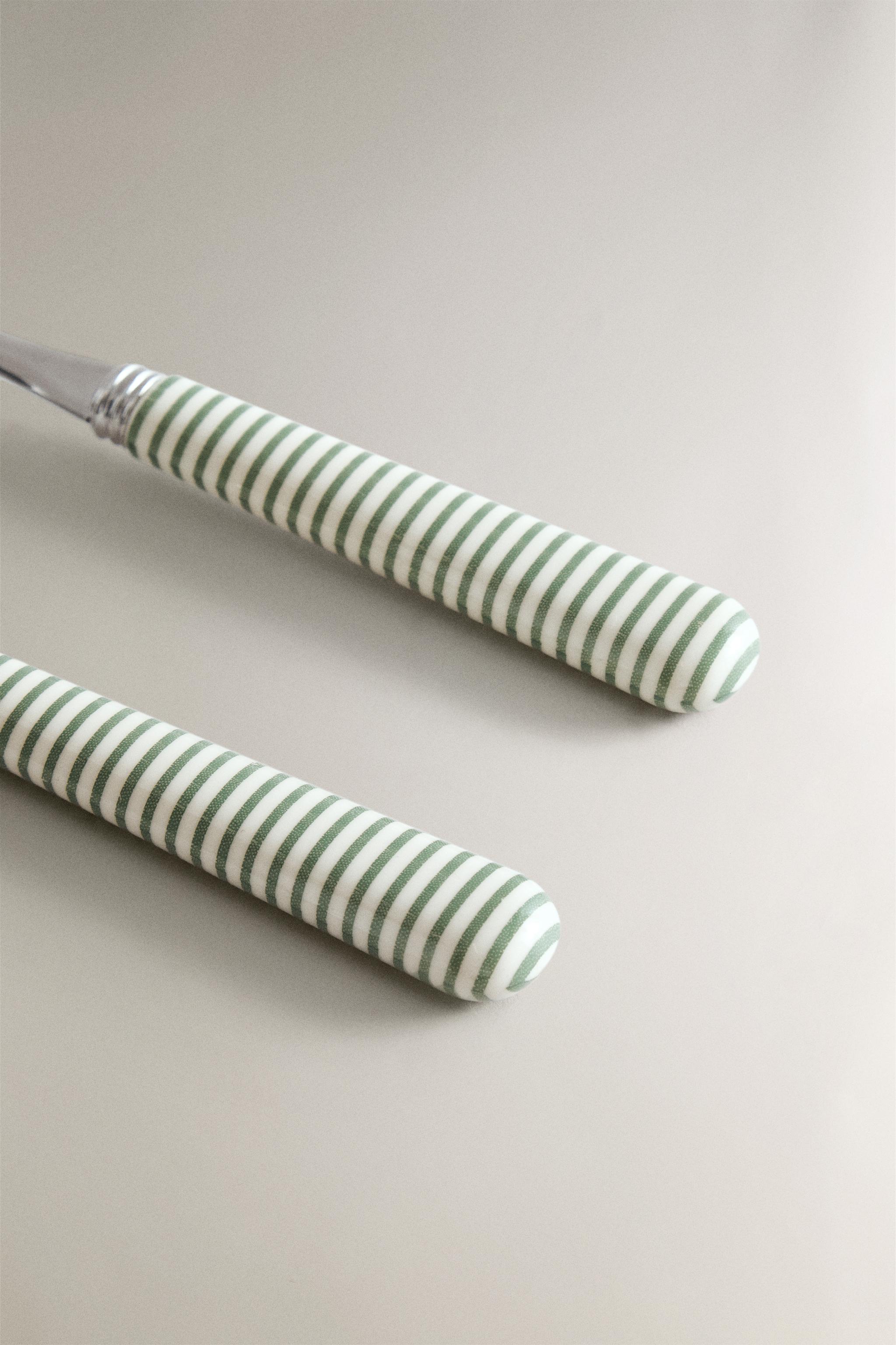 SALAD FLATWARE SET WITH STRIPED HANDLE (SET OF 2)