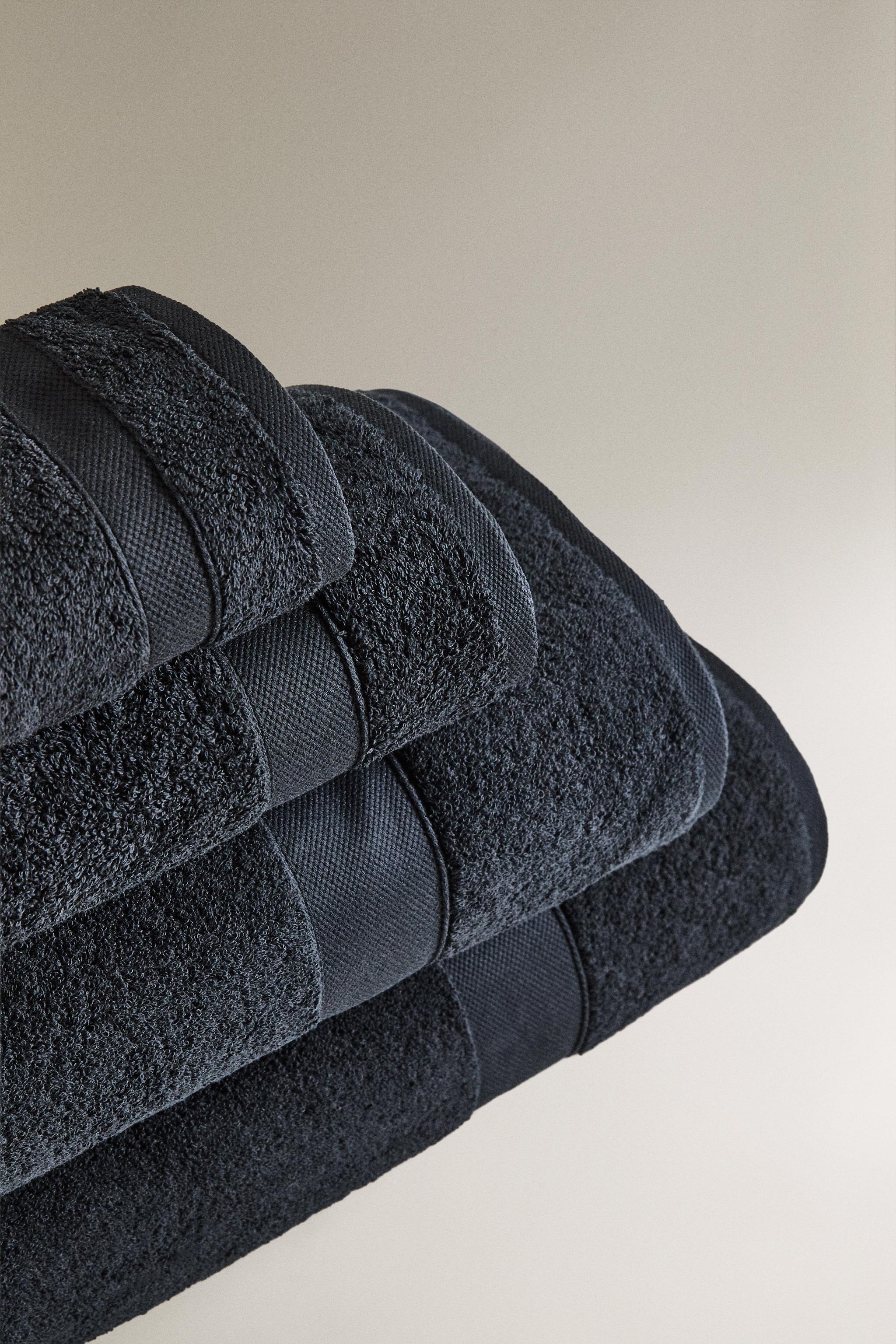 PREMIUM COTTON BATH TOWEL (600 GSM) — Black