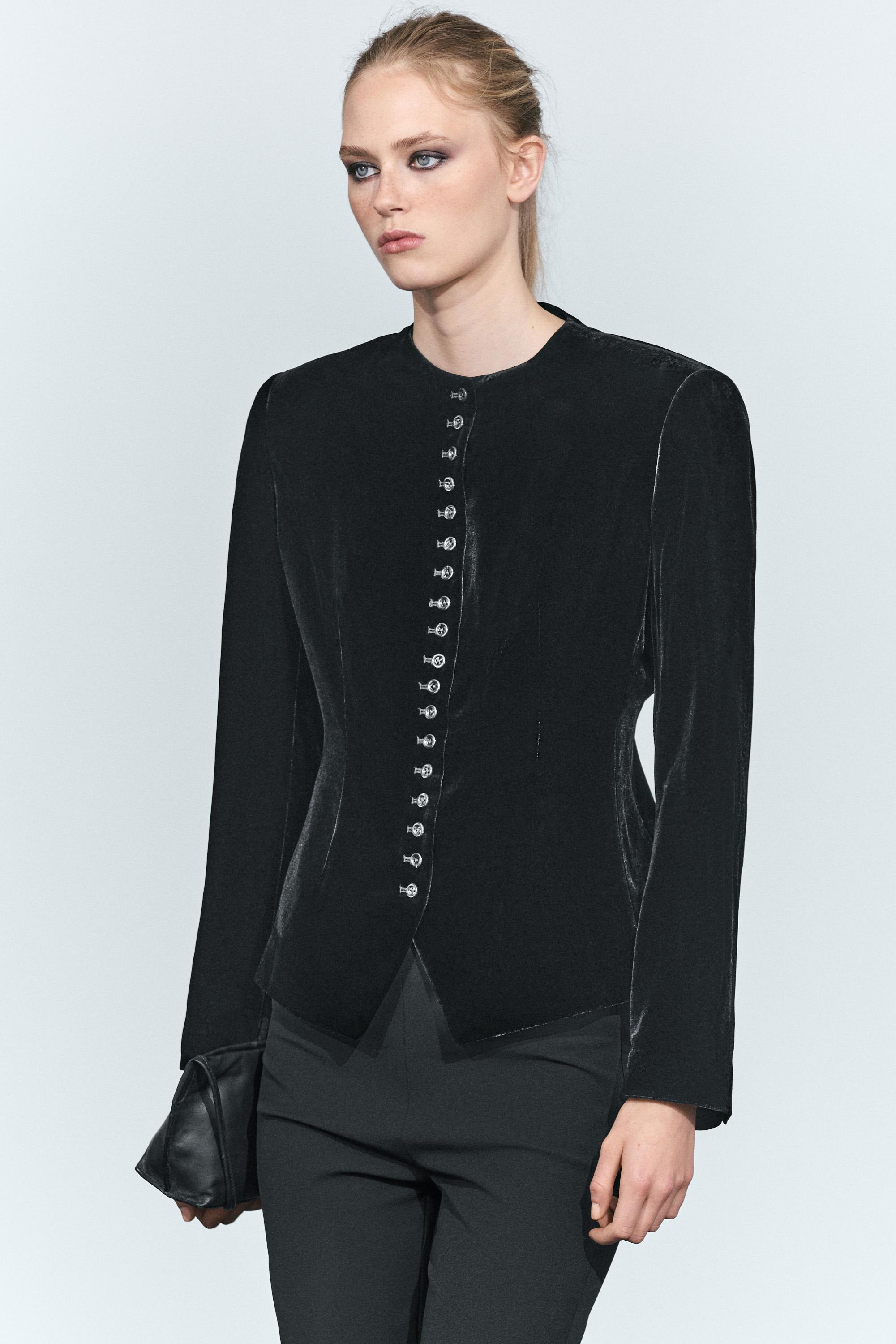 Velvet blazer with button detail