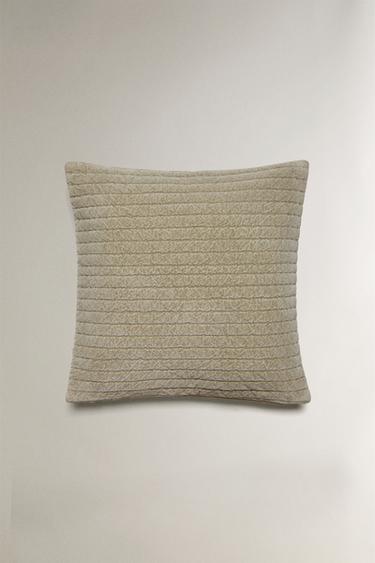 HOUSSE DE COUSSIN MATELASSÉE - Vert clair de Zara - Image 0