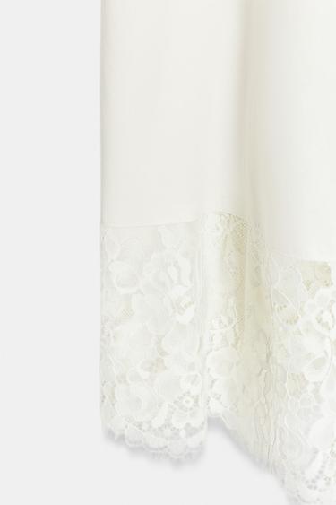 JUPE MI-LONGUE VOLUME DENTELLE - Écru de Zara - Image 6