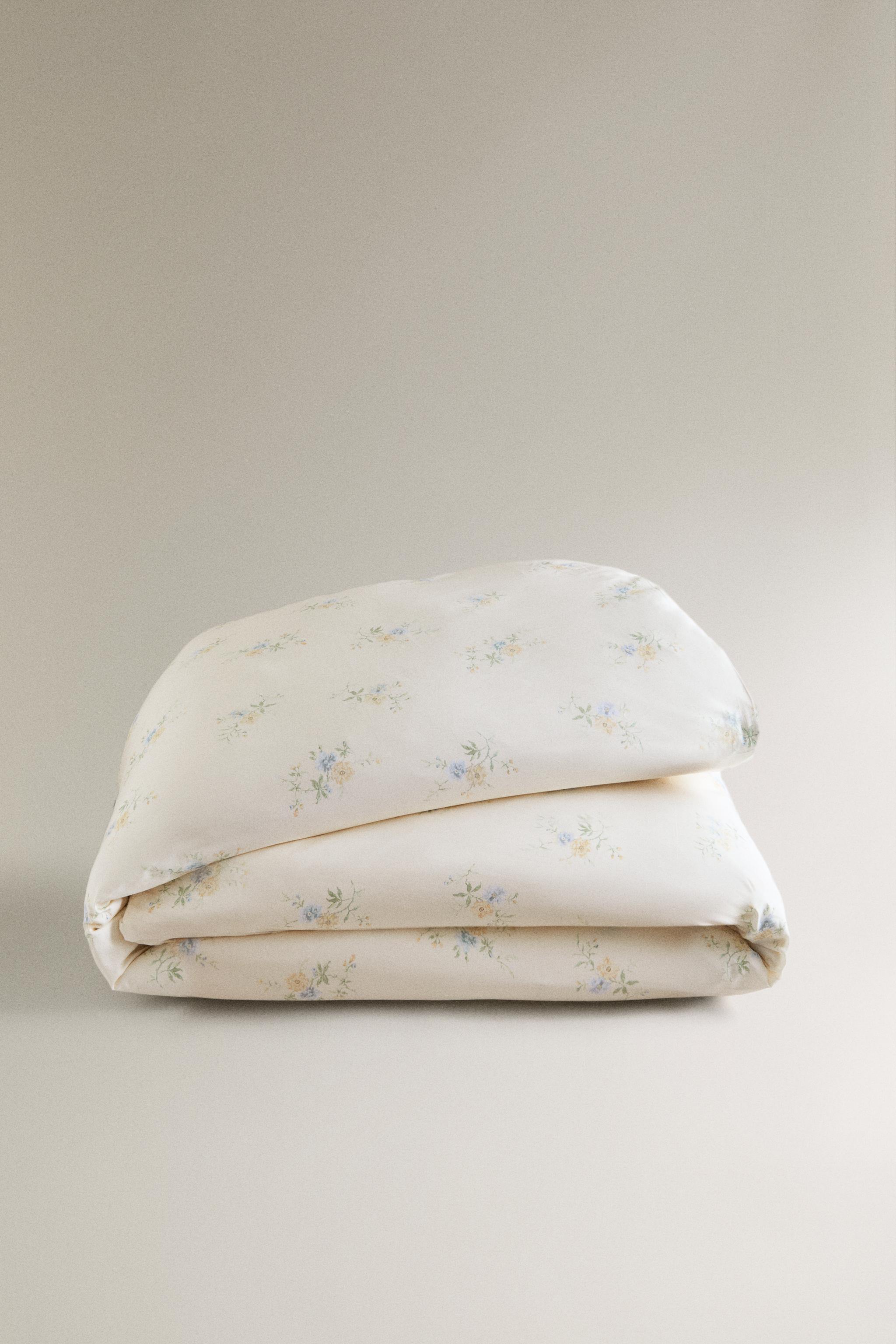 COUETTE SATIN BOUQUETS DE FLEURS