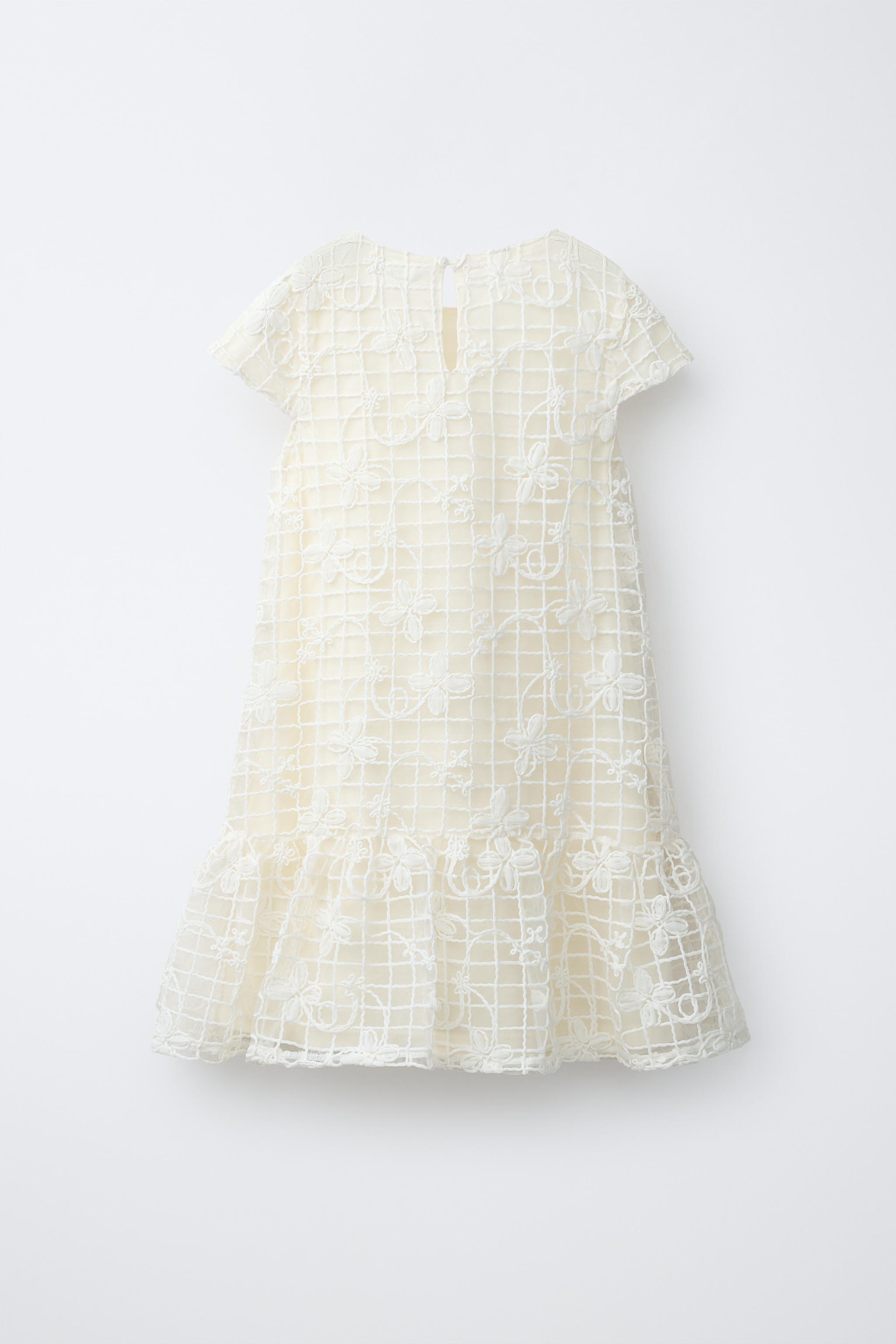 ROBE EN TULLE À FLEURS