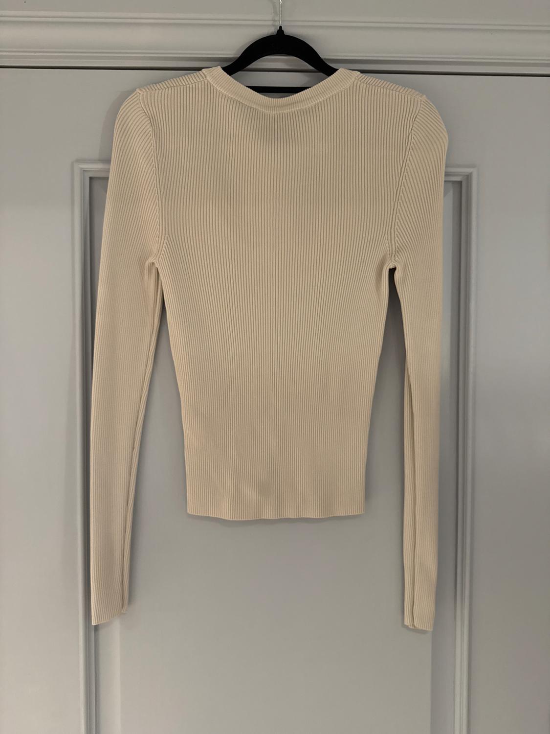 KNIT ROUND NECK TOP - Image 2