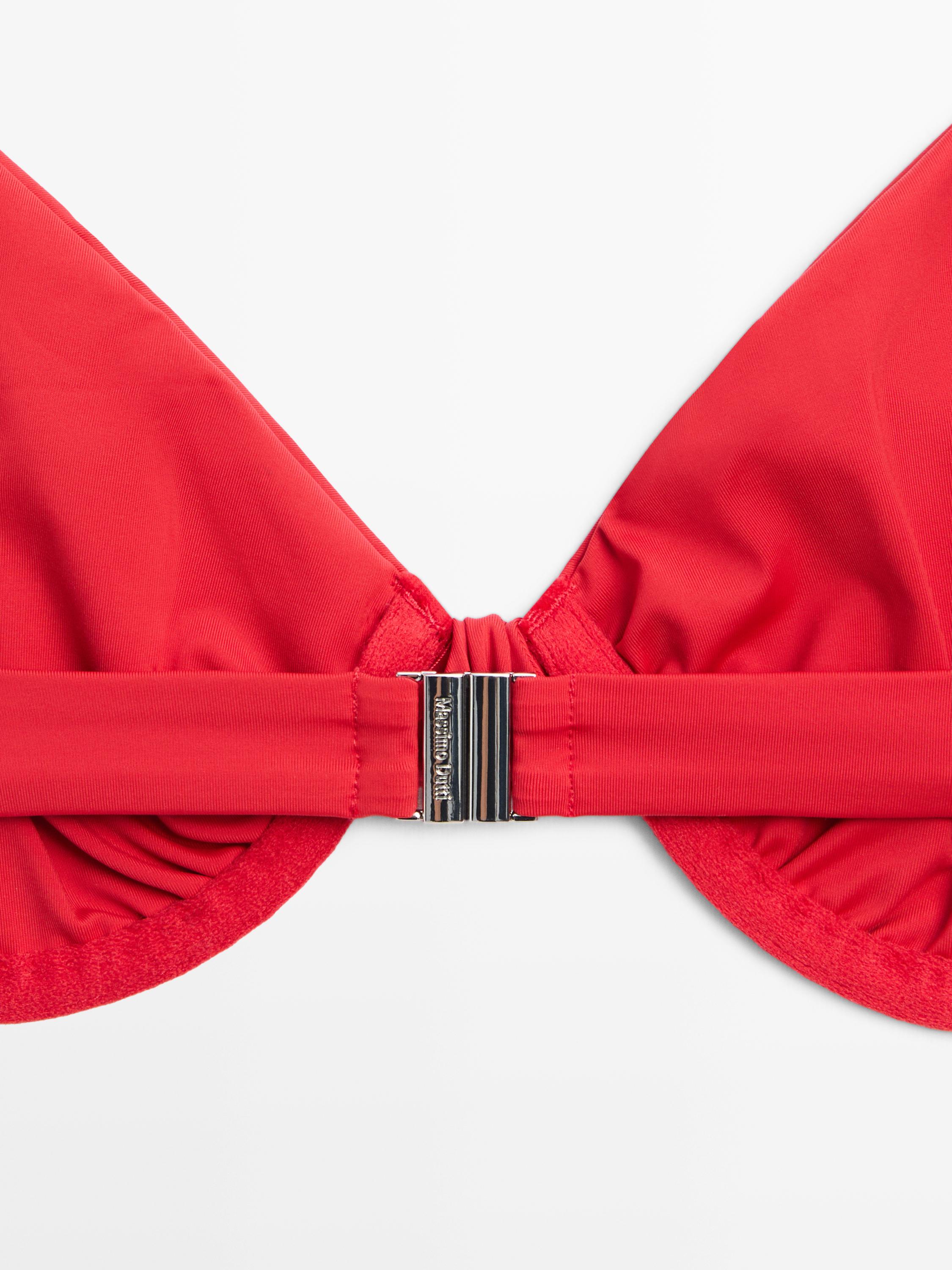 Gathered bikini top with underwire