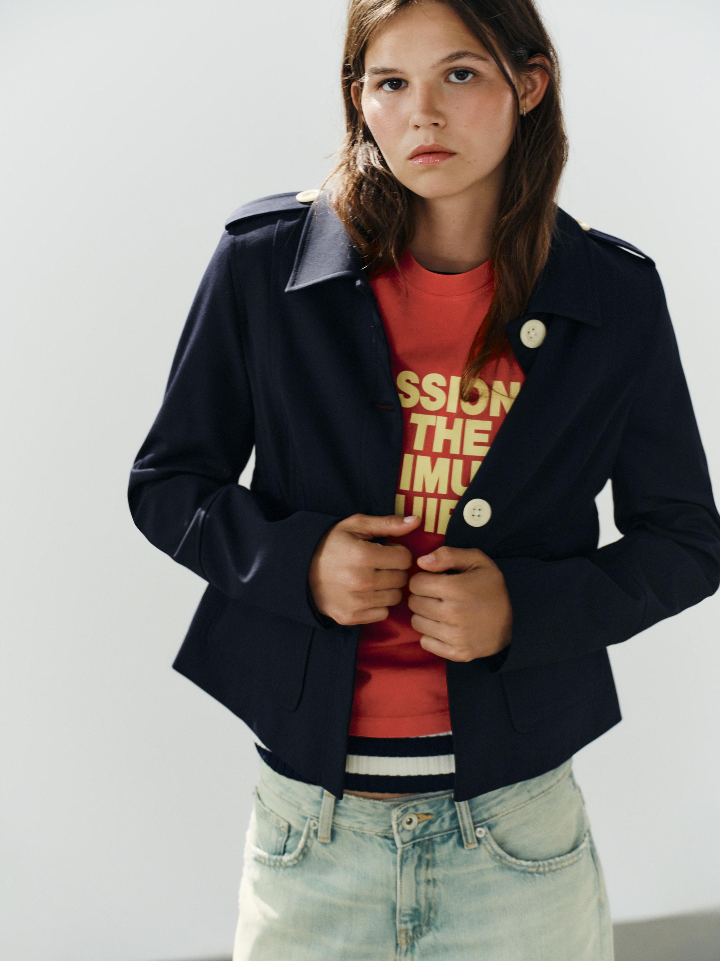 CONTRAST BUTTON POCKET BLAZER