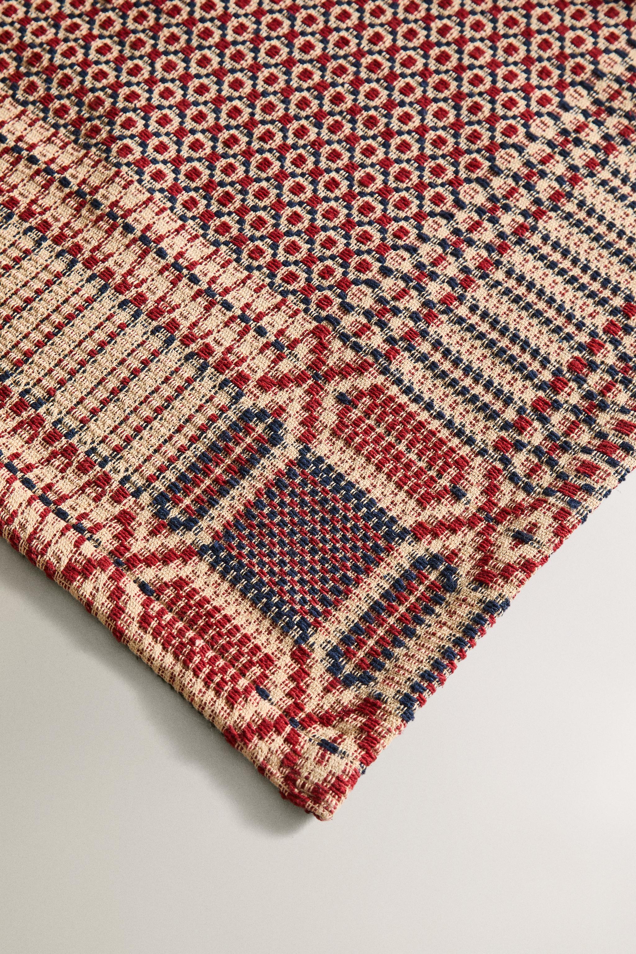 GEOMETRIC COTTON CHRISTMAS TABLECLOTH