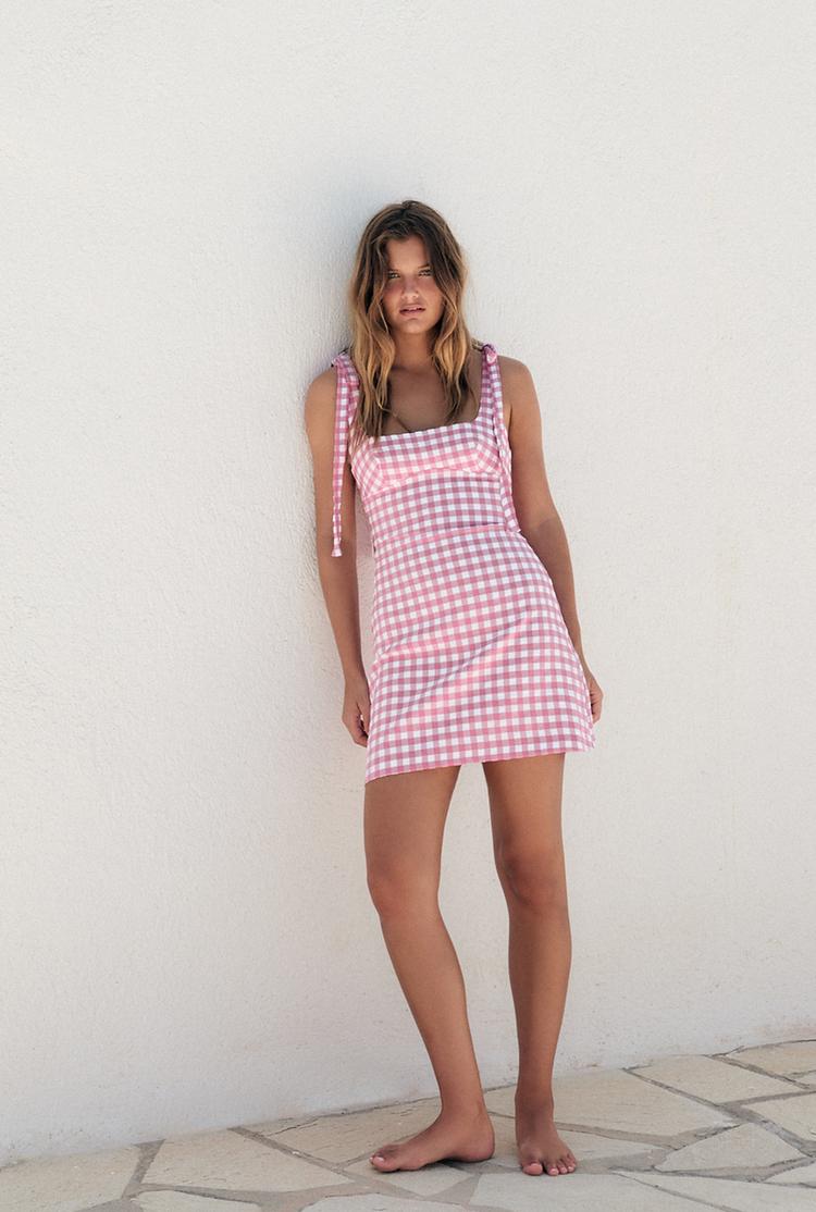 VESTIDO CUADRO VICHY LAZOS Rosa Blanco ZARA Estados Unidos