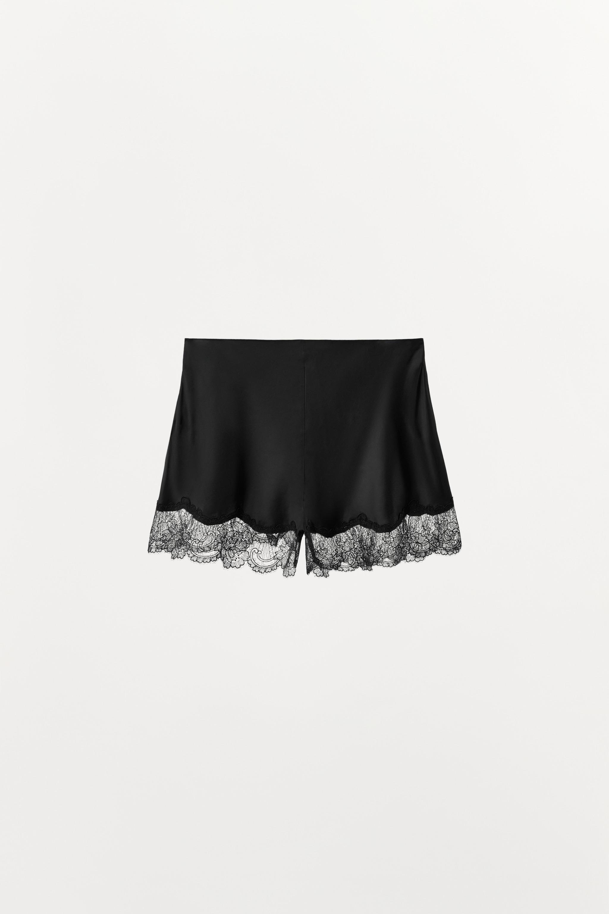 SATIN LACE SHORTS