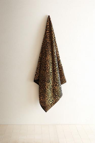 SERVIETTE DE BAIN VELOURS LÉOPARD - Leopard de Zara