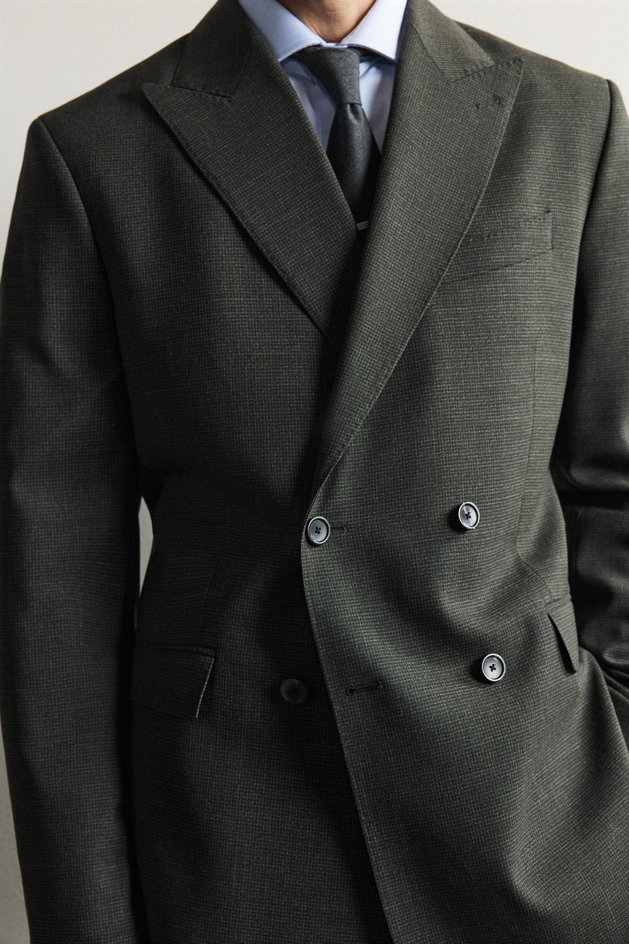 100% WOOL HOUNDSTOOTH DOUBLE-BREASTED SUIT BLAZER