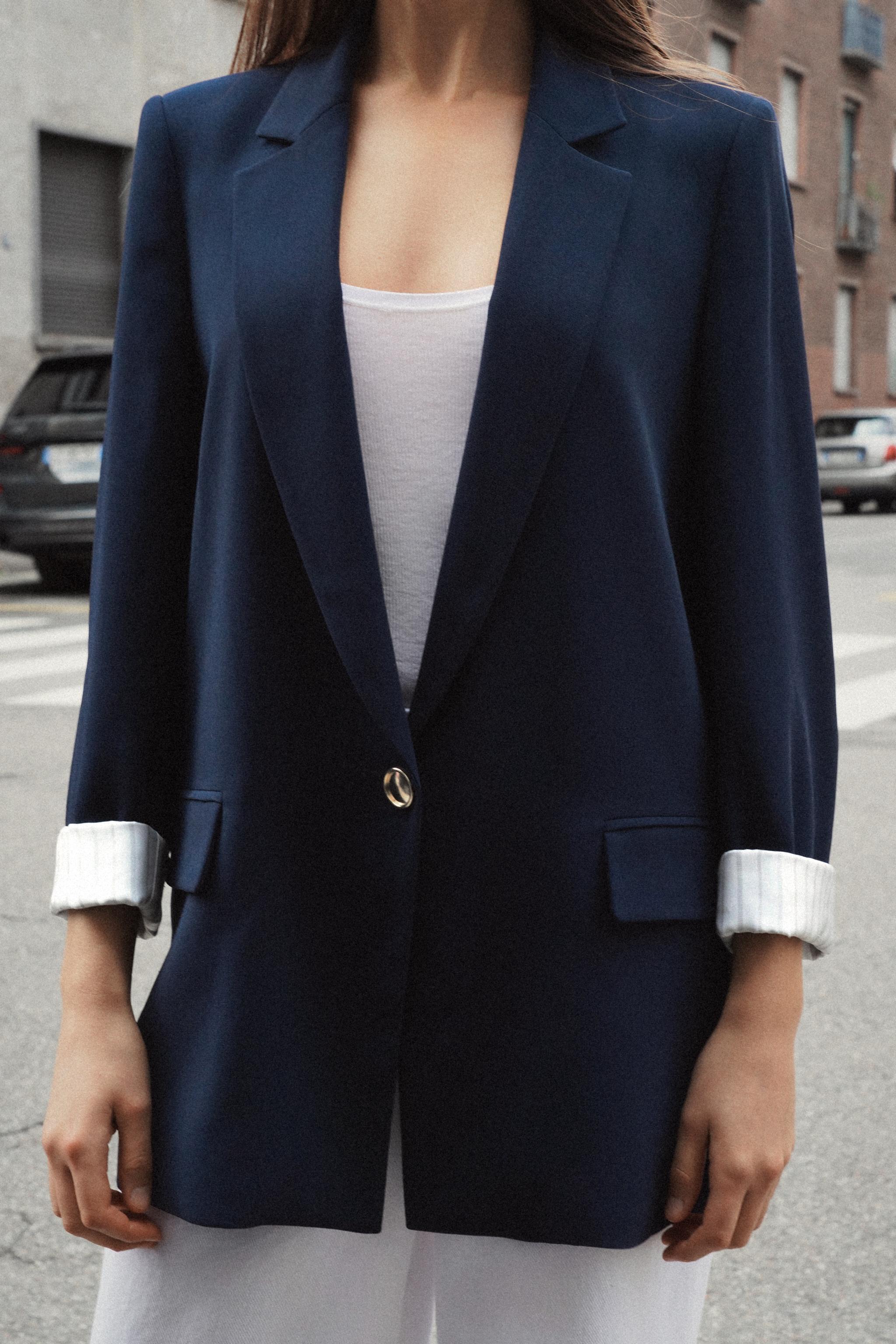 ROLL-UP SLEEVE PRINTED CUFF BLAZER