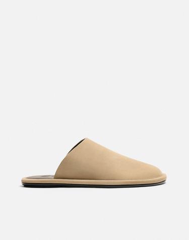 LEATHER CLOGS LIMITED EDITION - Brown by Zara