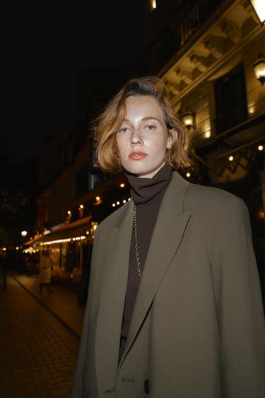 بليزر متصالب قياس كبير - كاكي الخاص بـ Zara