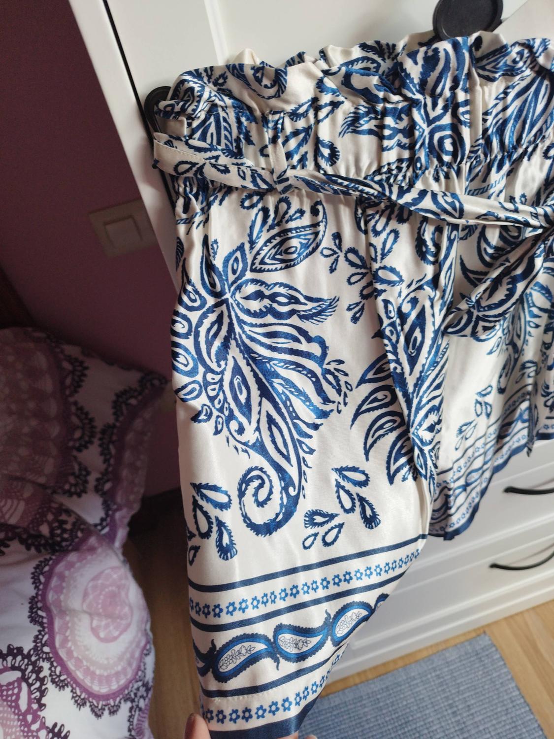 PRINTED SATIN PAPERBAG BERMUDA SHORTS - Image 3