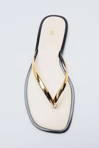 FLAT SANDALS WITH METAL DETAIL - Ecru White by Zara
