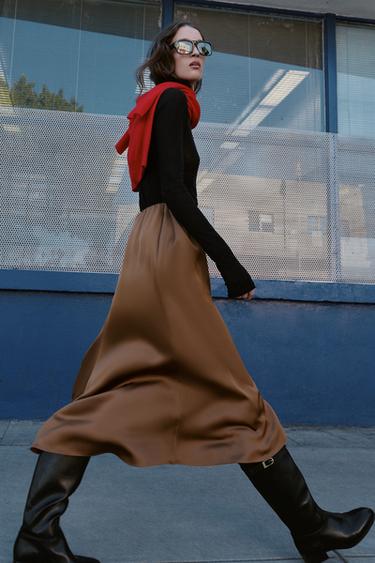 JUPE MI-LONGUE SATINÉE - Caramel de Zara - Image 5