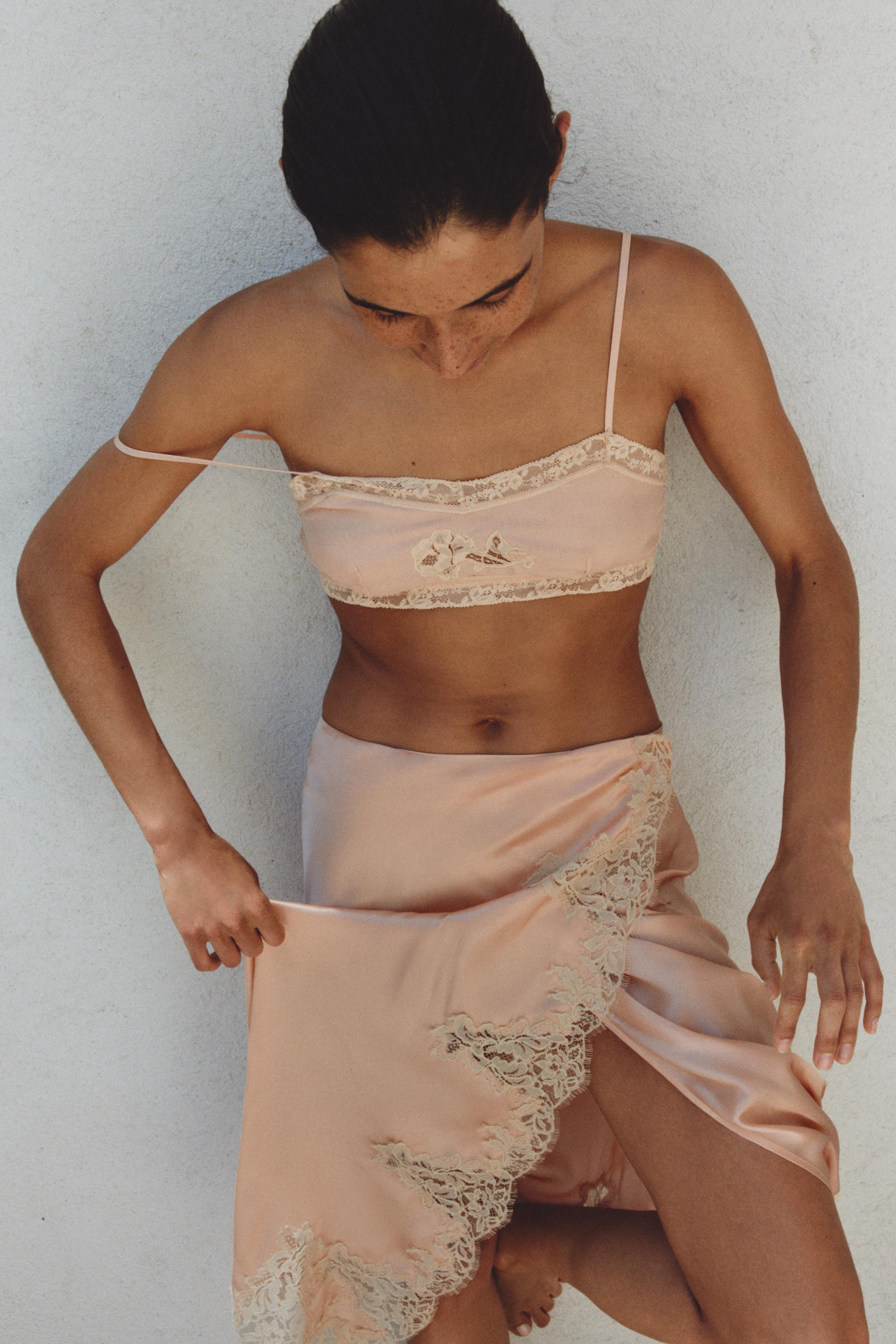 100% SILK LACE MIDI SKIRT — Chalk pink