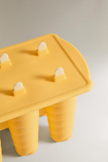 MOULE À 6 GLACES EN SILICONE - Jaune pastel de Zara - Image 1
