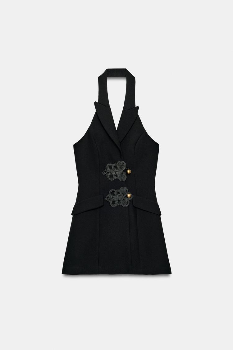 MONO CON CUELLO HALTER Y CIERRE DE BOTONES 6