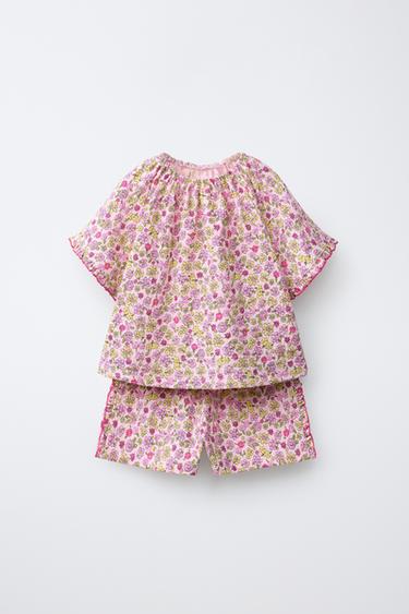 CONJUNTO CAMISETA Y BERMUDA TEXTURA ESTAMAPADO - Malva claro de Zara