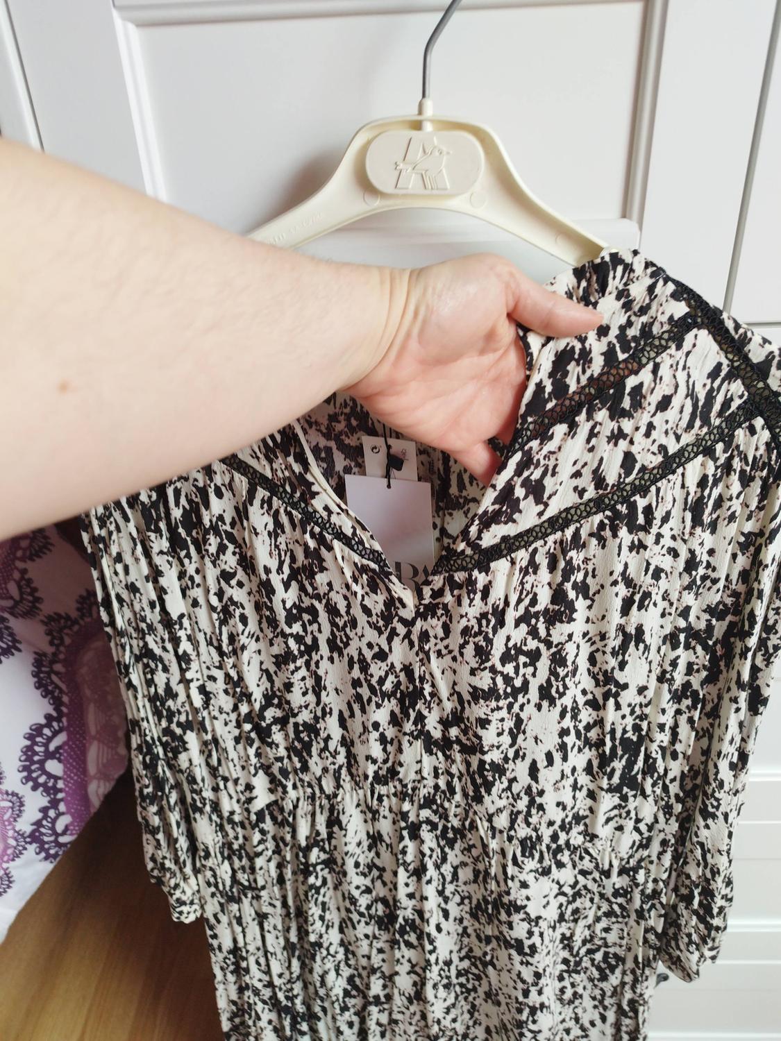 LACE-TRIMMED PRINTED DRESS - Image 2