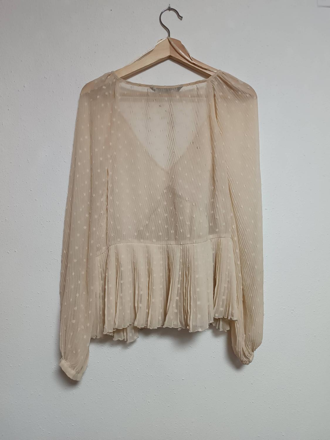 RUFFLED DOTTED MESH BLOUSE - Image 2