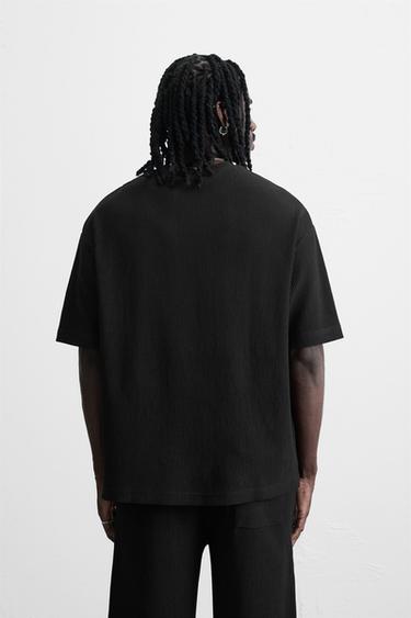 VERTICAL TEXTURE T-SHIRT - Black by Zara - Image 2