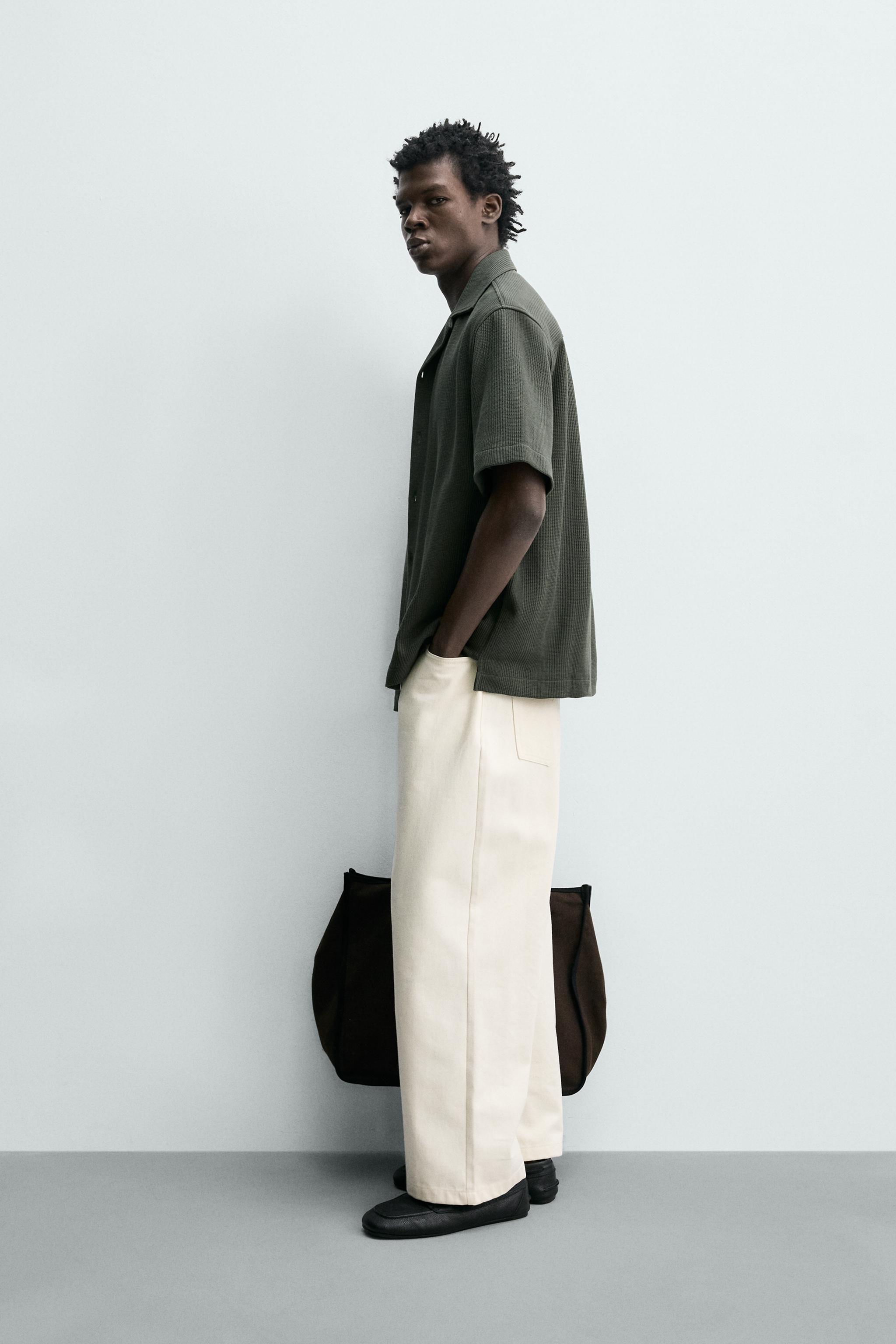 REGULAR FIT TEXTURED SHIRT