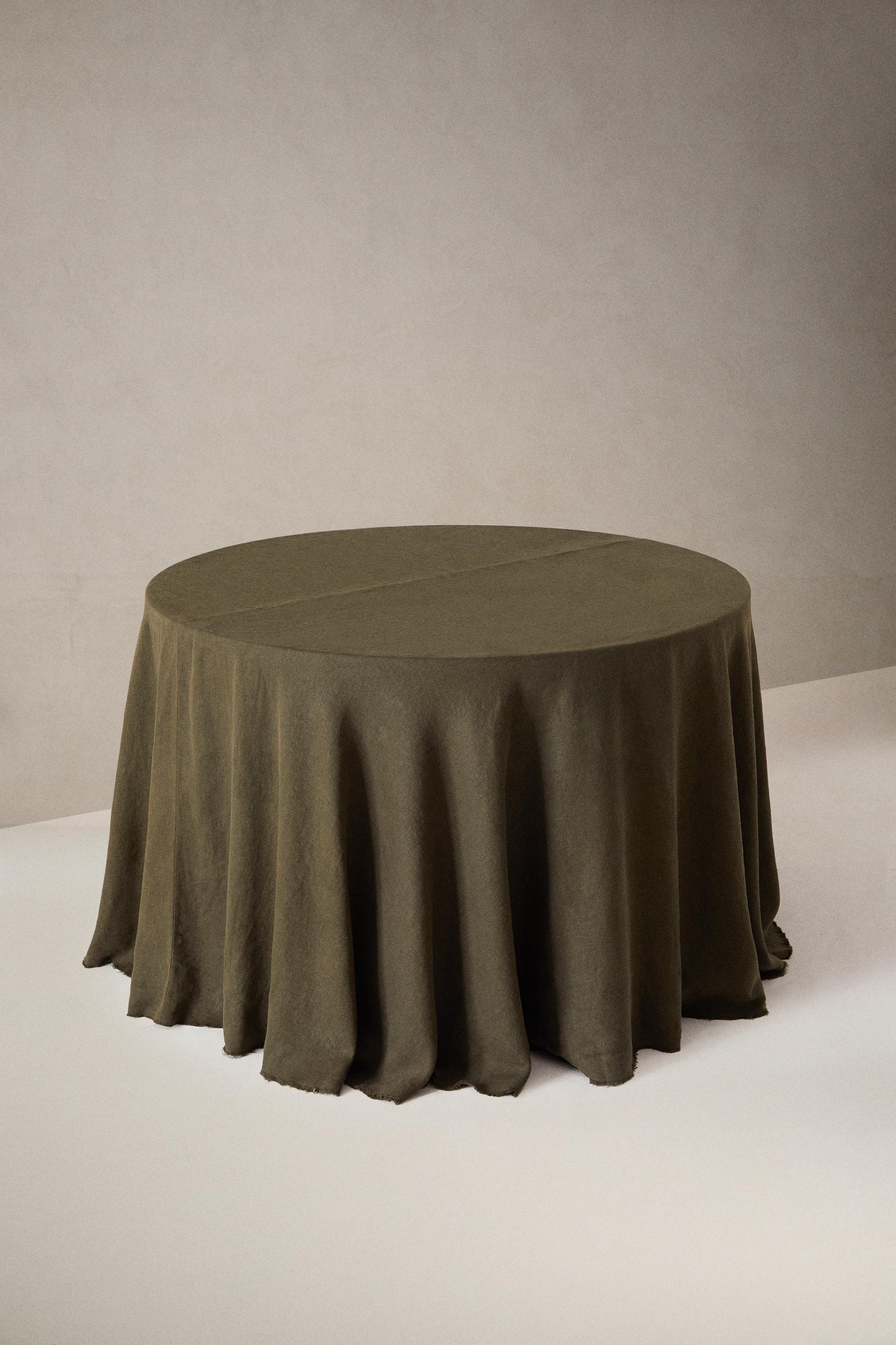 TABLECLOTH 01 — Khaki