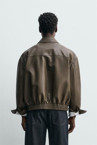 BLOUSON BOMBER EFFET MATIÈRE SYNTHÉTIQUE - Marron de Zara - Image 2