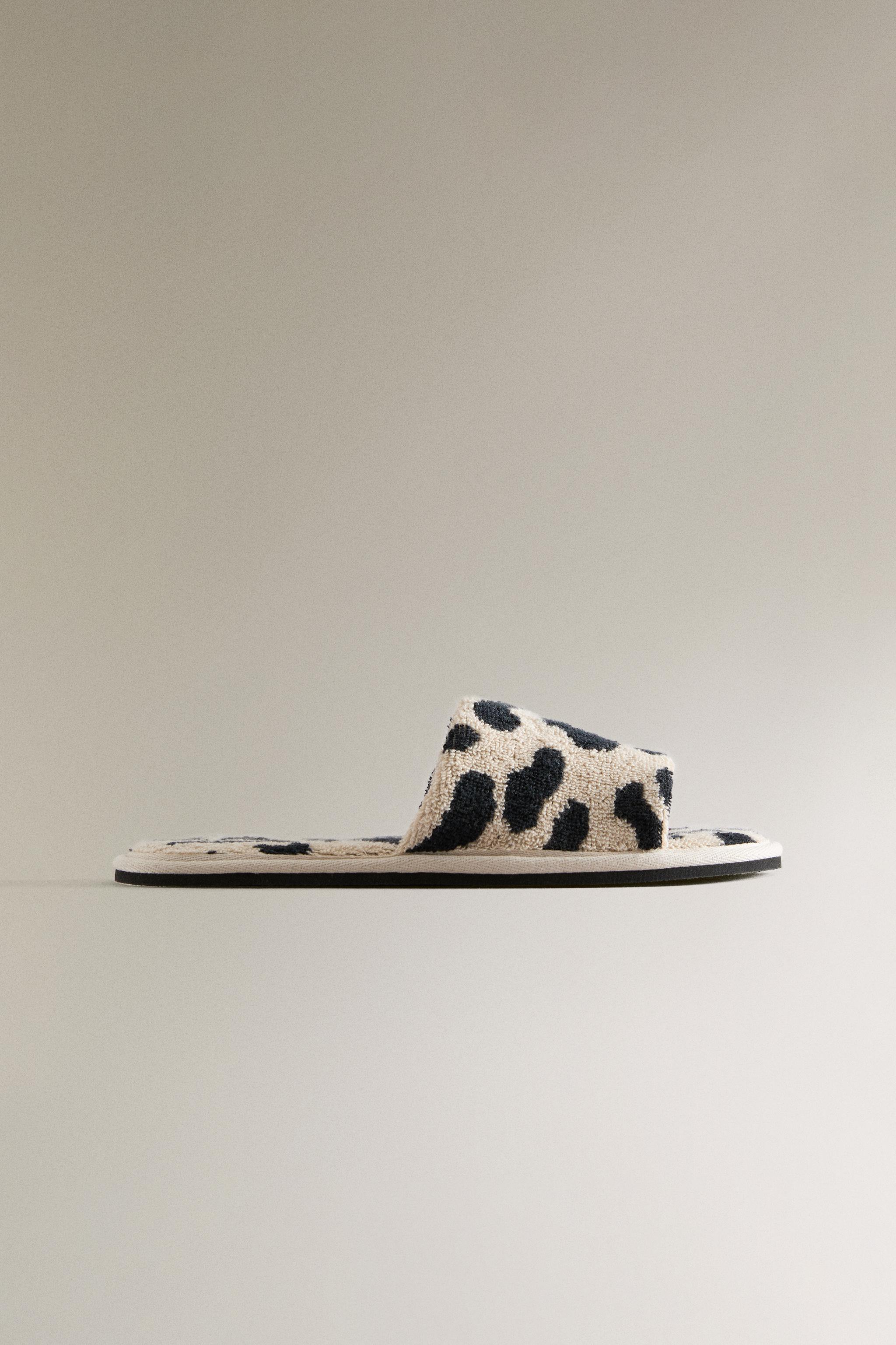 TERRYCLOTH ANIMAL PRINT SLIDER SLIPPERS — Leopard