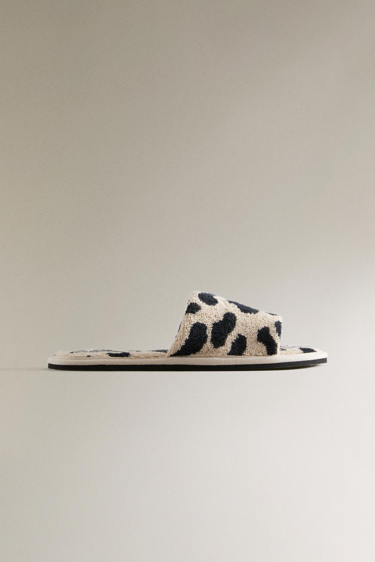 TERRYCLOTH ANIMAL PRINT SLIDER SLIPPERS — Leopard