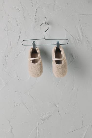 BAILARINA PELO - Beige de Zara