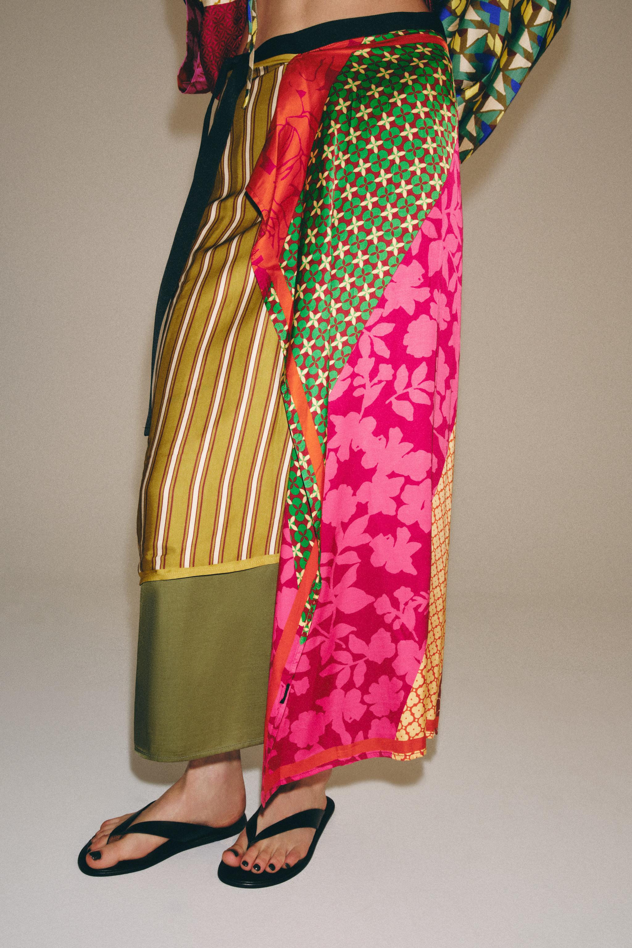 FLORAL AND STRIPED PRINT PAREO SCARF — Multicolored