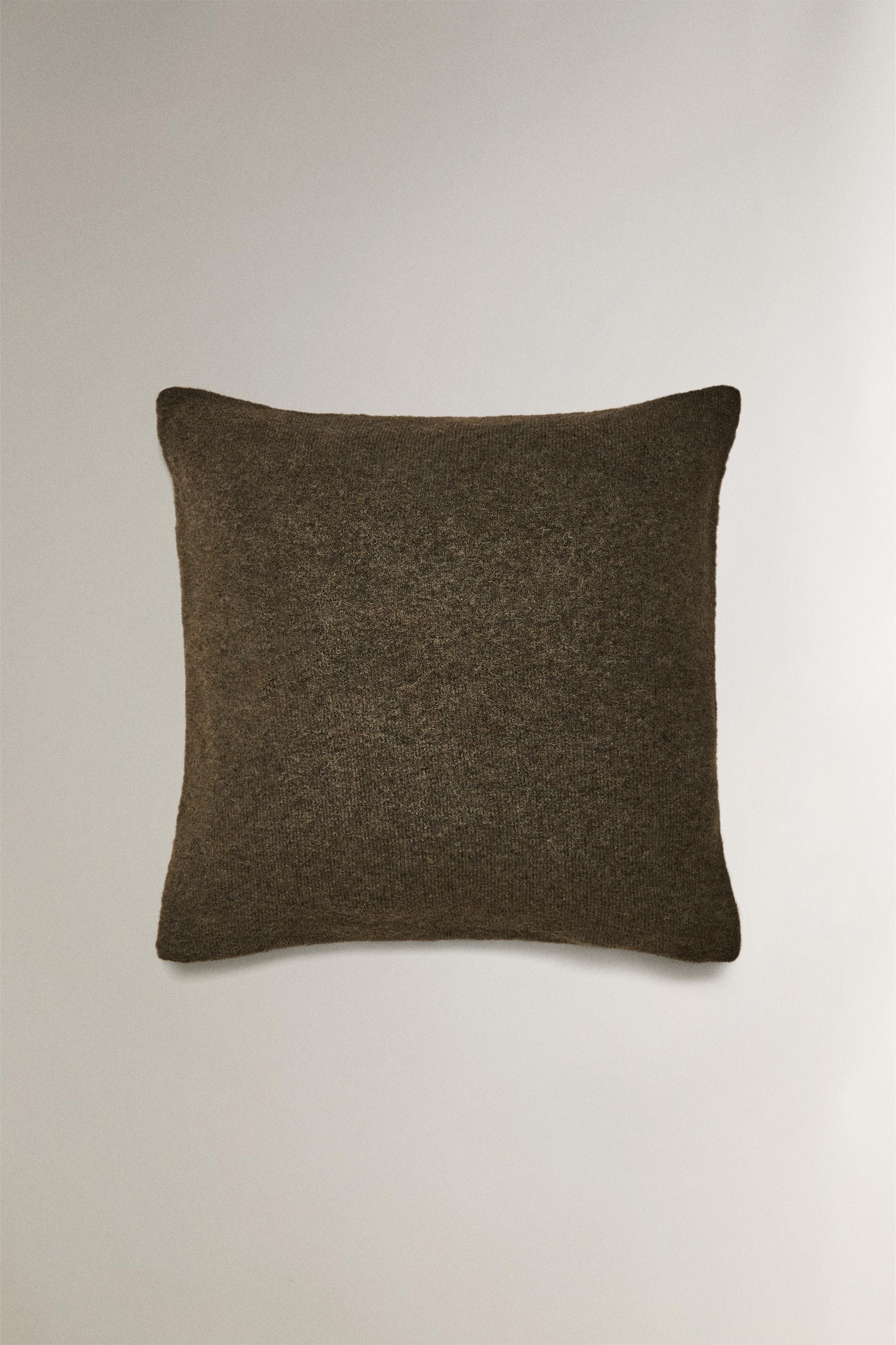 HOUSSE DE COUSSIN EN POINT