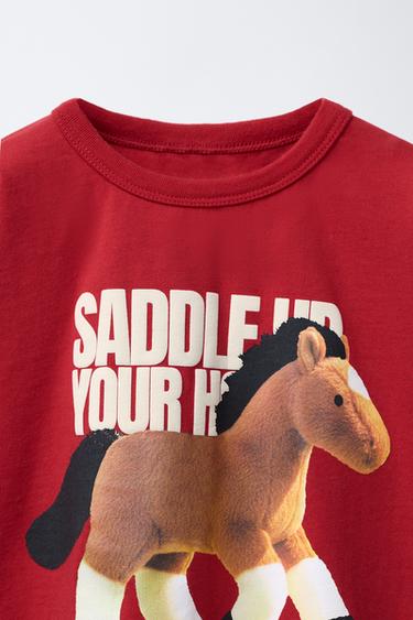 T-SHIRT À IMPRIMÉ CHEVAL - Rouge de Zara - Image 2