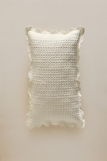 HOUSSE DE COUSSIN ENFANT ONDULÉE - Crème de Zara - Image 5