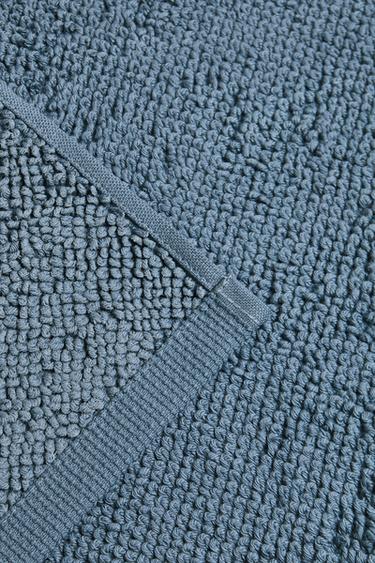 TAPIS DE BAIN UNI BASE ANTIDÉRAPANTE - Bleu moyen de Zara - Image 3