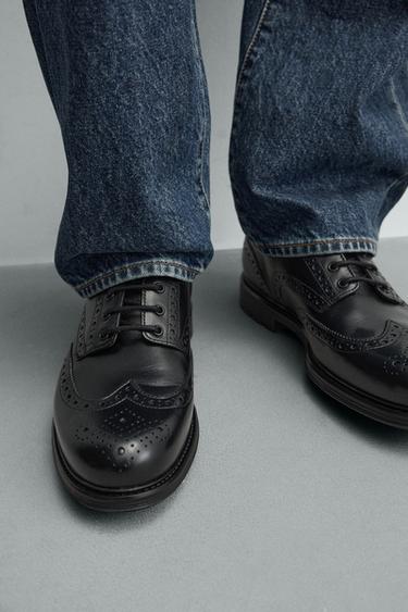 LEATHER BROGUES - Black by Zara